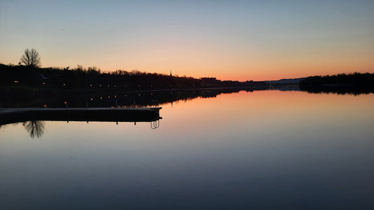 Le Quai Du Lac Des Nations