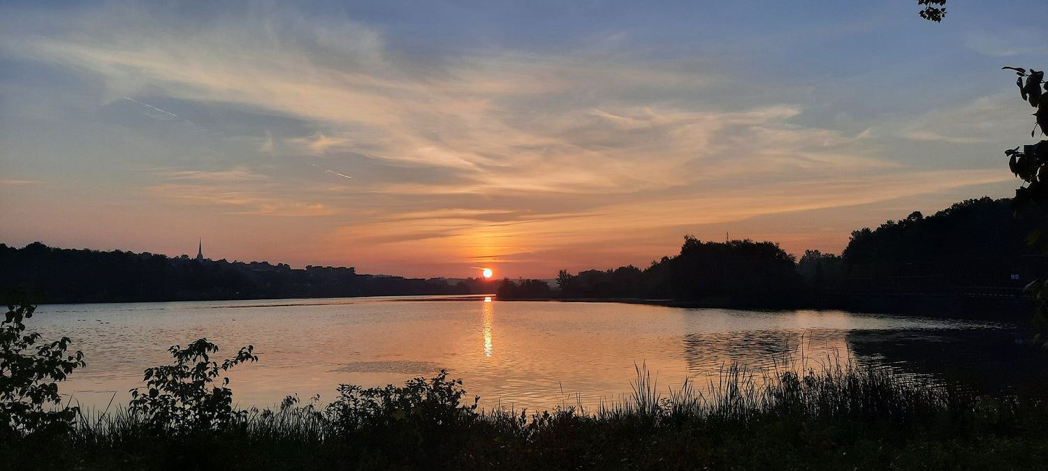 Soleil Rouge Du 22 Août 2021 (Vue Bp2) Lac Des Nations De Sherbrooke 6H08