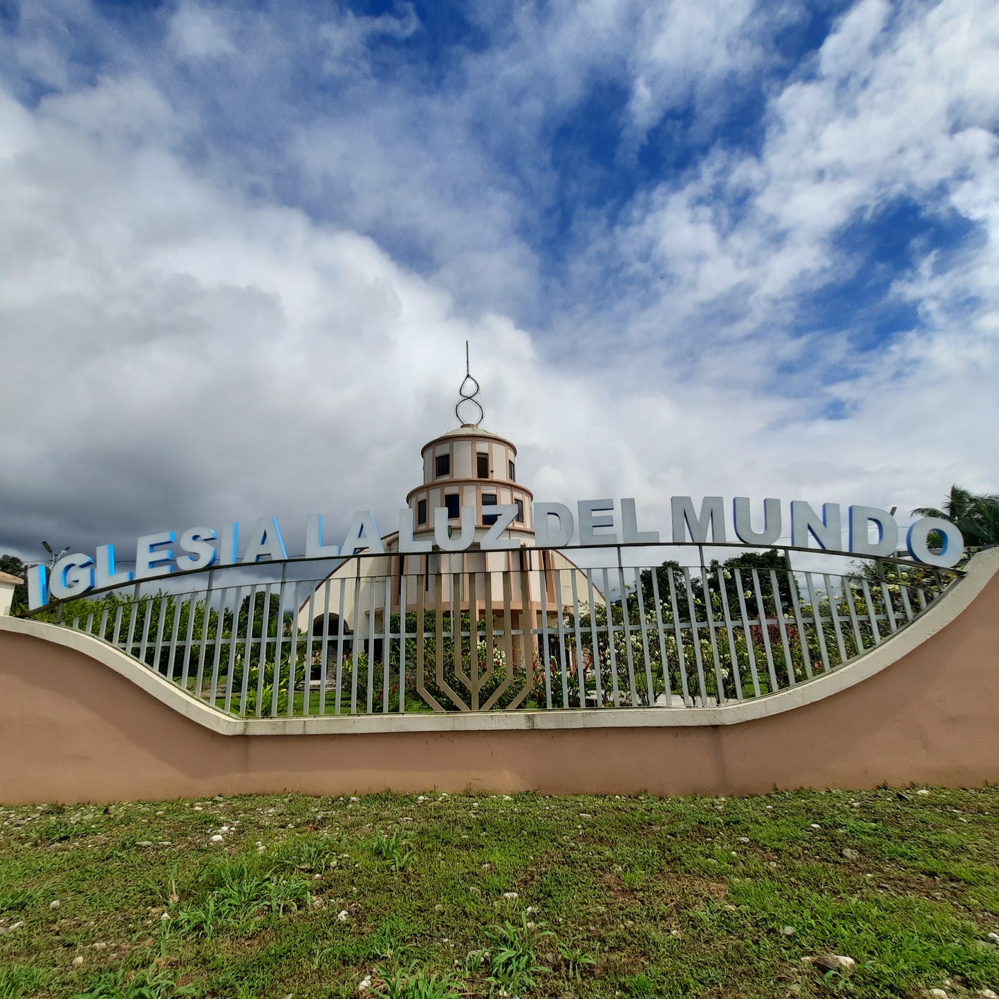 Iglesia La Luz Del Mundo