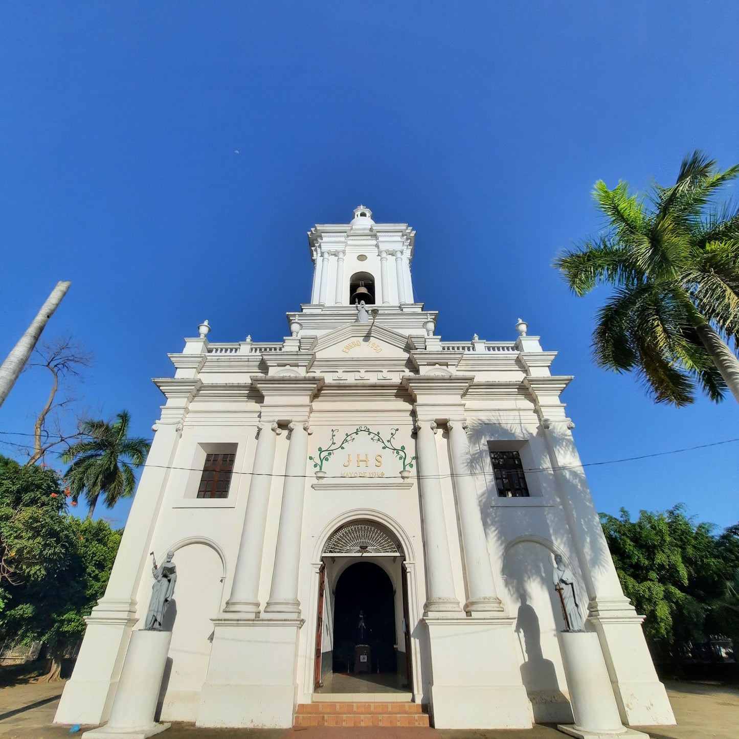 Iglesia Dulce Nombre De Jesús El Calvario